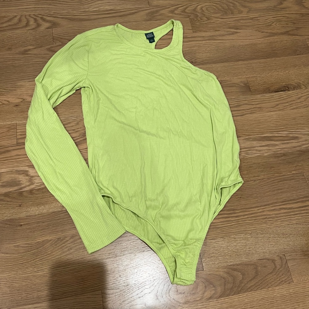 NWOT Wild fable neon green body suit